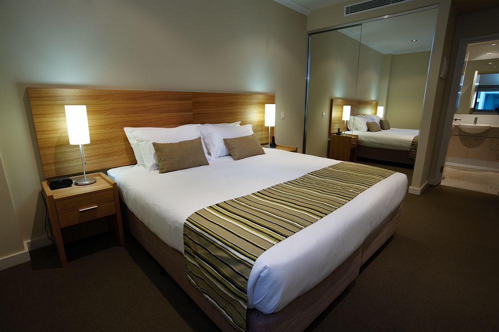 เควสท์ สการ์โบโรจ์ อพาร์ตเมนท์ Aparthotel เพิร์ท ภายนอก รูปภาพ